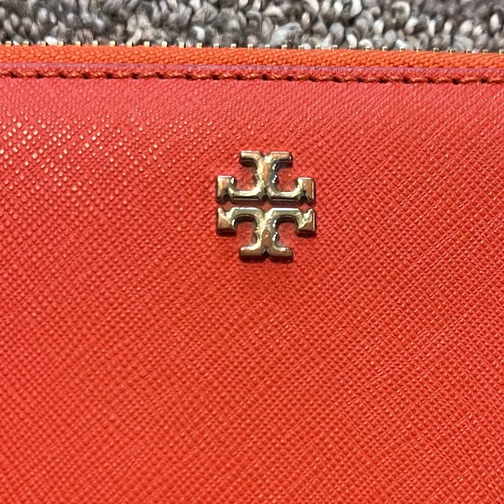 Tory Burch Emerson Wristlet Wallet Orange Saffiano Leather